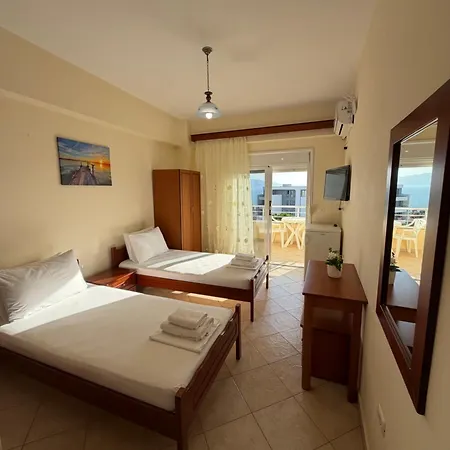 Nevi * Sarandë
